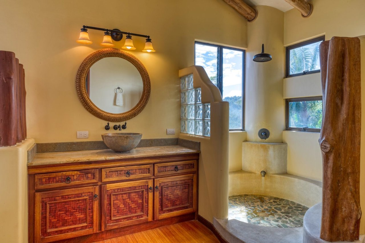 Grand Mountain View Estate, Perez Zeledon, San Jose