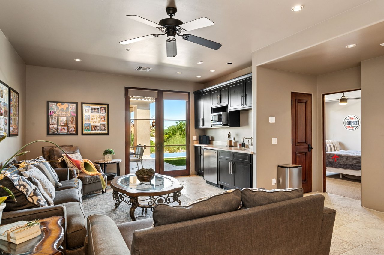 5738 N 32nd Place 85253