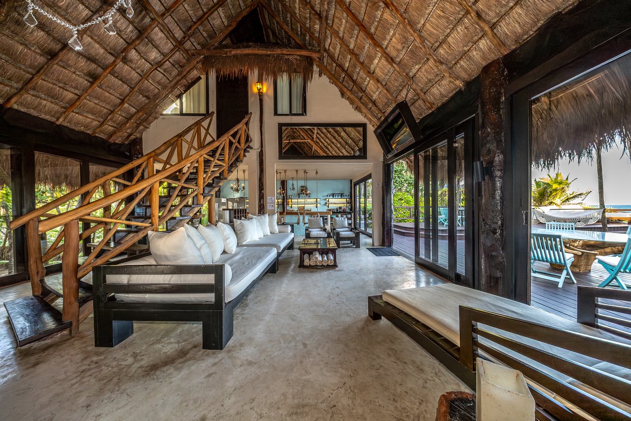 Casa Chic Tulum | Rare Beachfront Estate in Hotel Zone