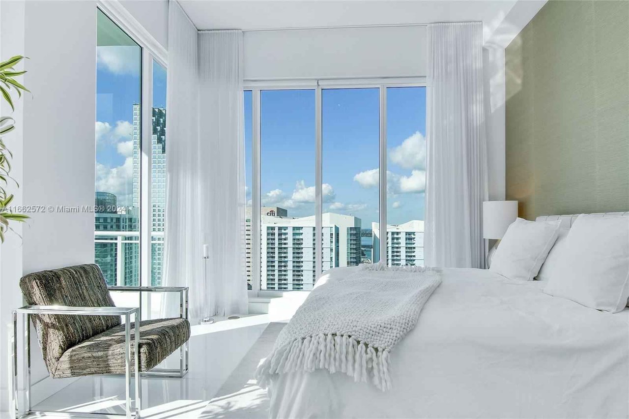 900 Brickell Key Blvd Unit PH3401