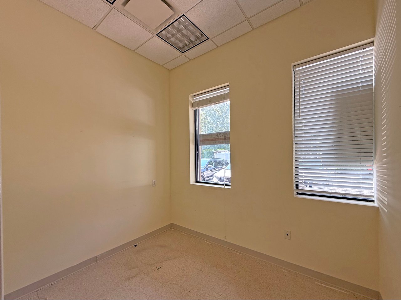 15 Frowein Road, Unit A