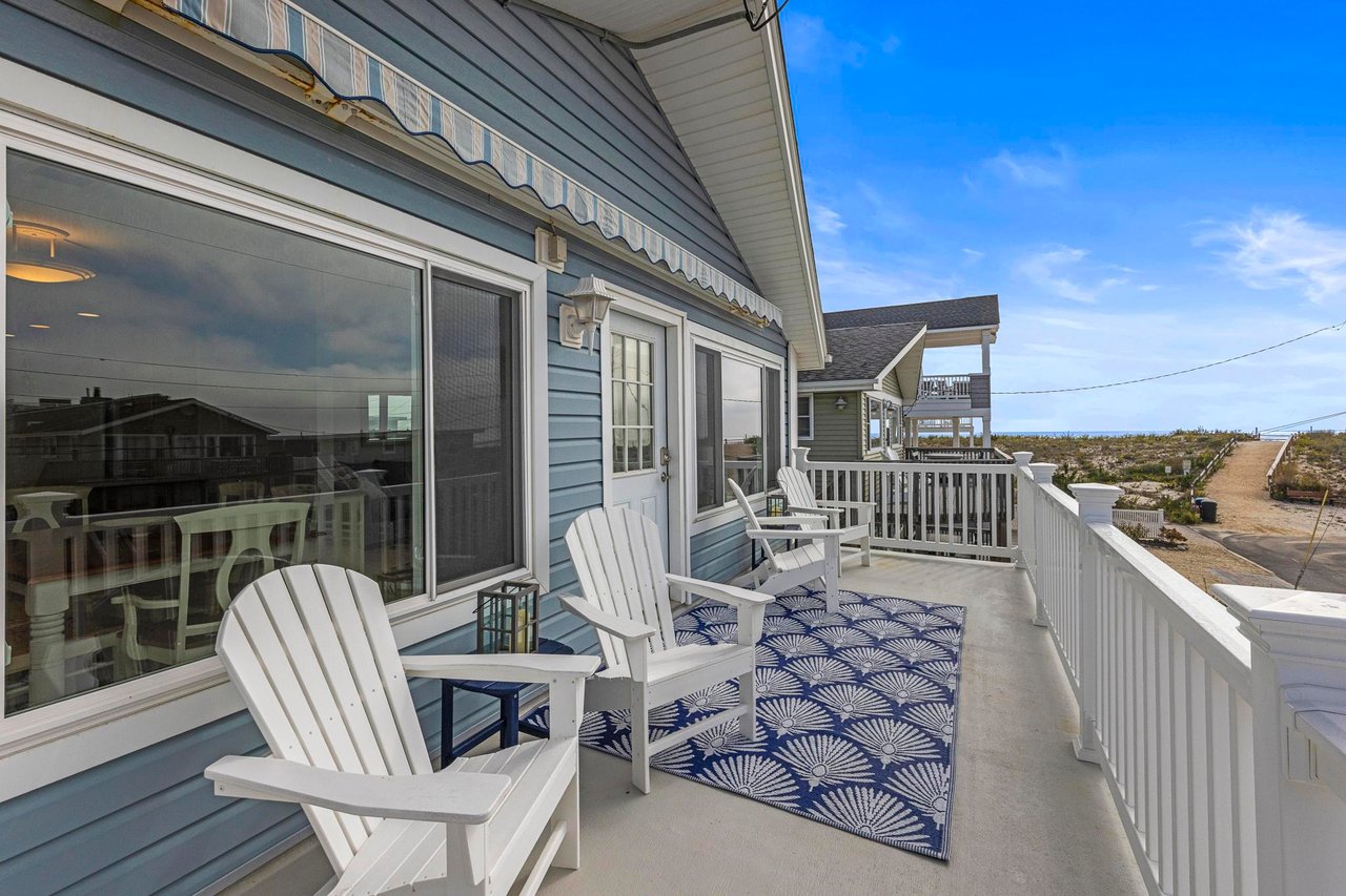 229 Merivale Ave. (1st and 2nd floor), Beach Haven