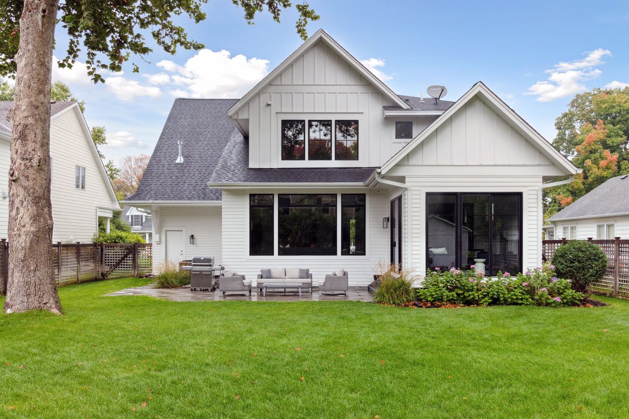 630 Gardner Street E, Wayzata