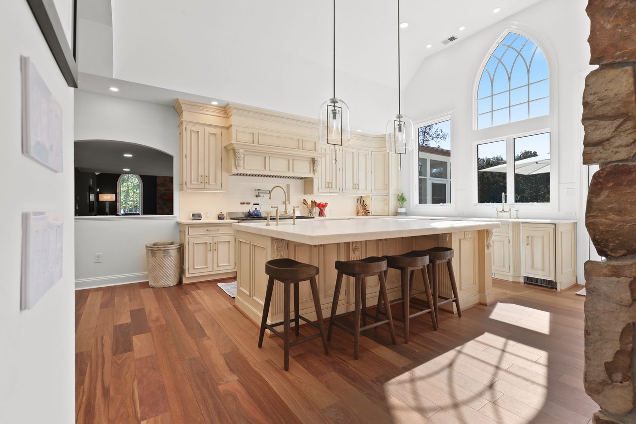 1524 Cedar Lane Farm RD