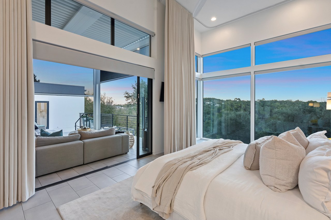 Modern Masterpiece in West Lake Hills