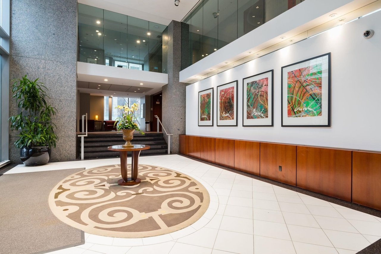 1200 W Georgia St, #706