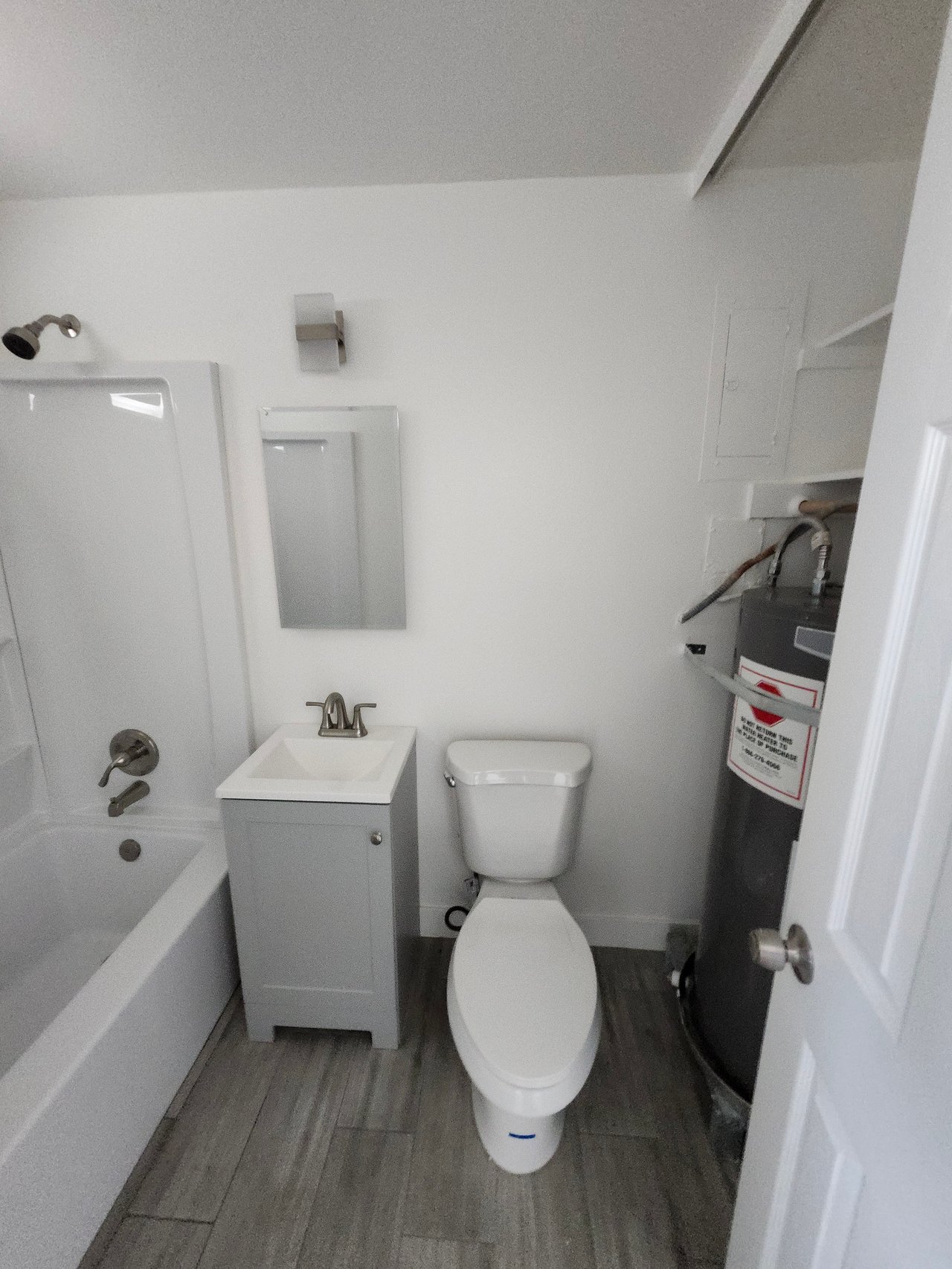 119 West New York Avenue #2