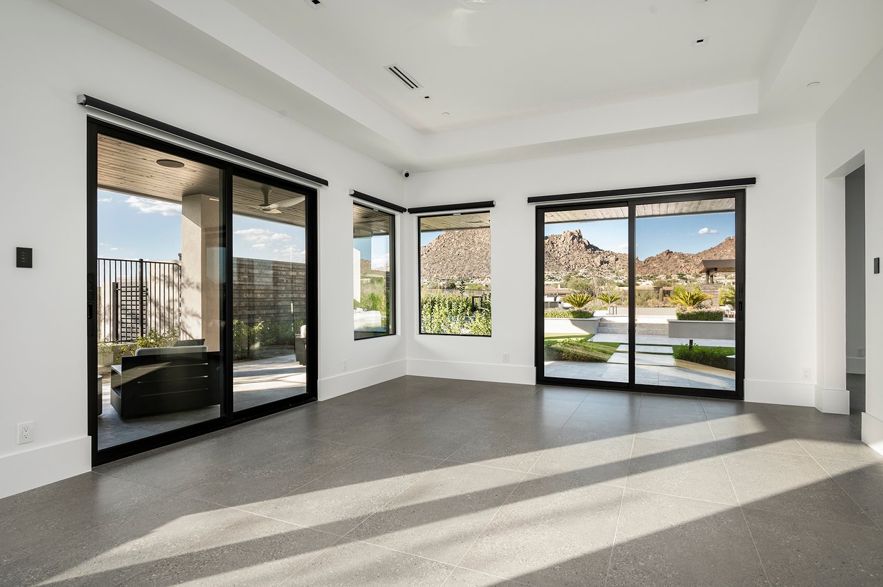 10784 E PINNACLE PEAK Road