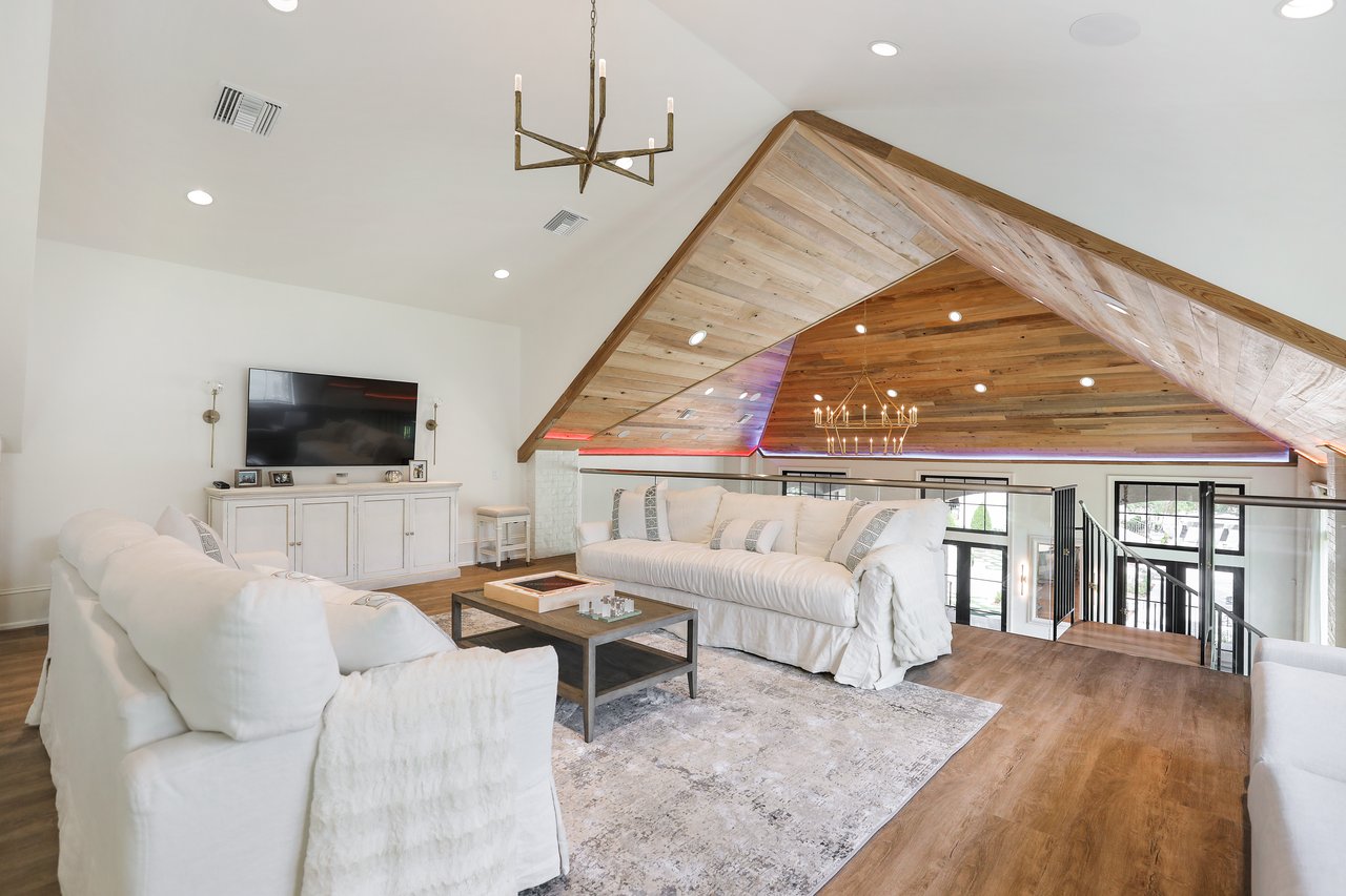 119 Cardinal Ln