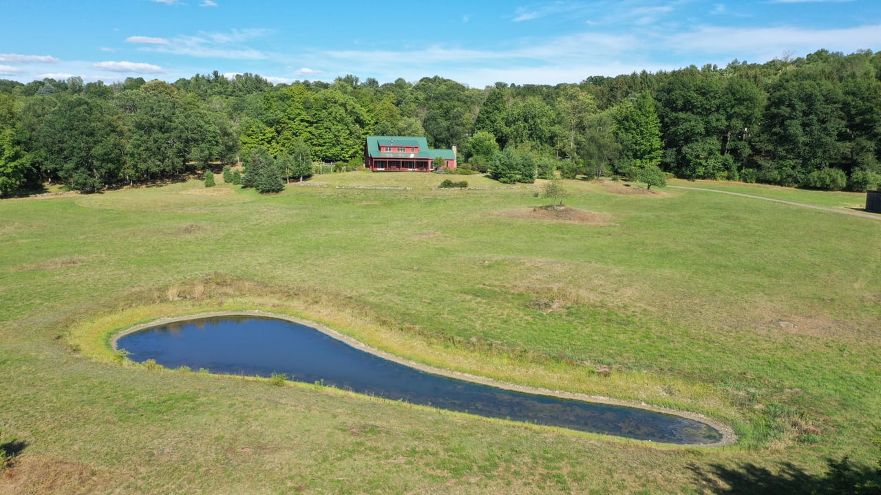 Why Isn’t My House Selling? Navigating a Competitive Market