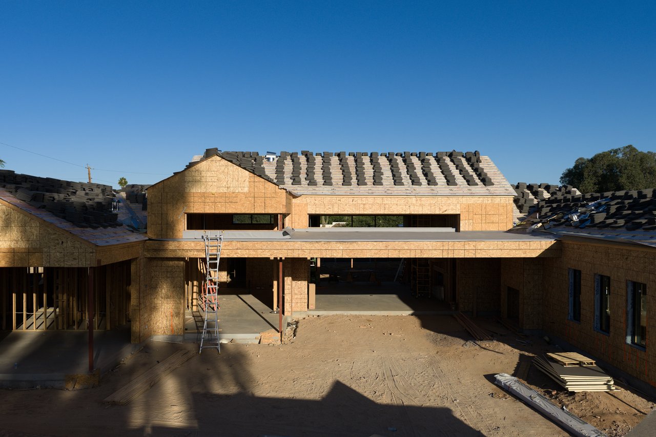 7047 E JENAN DR