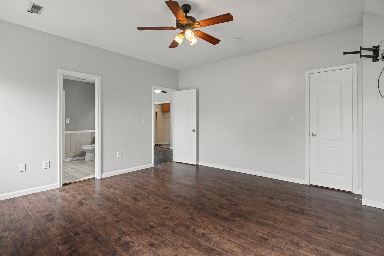 MADISON CITY SCHOOLS! 3 Beds Plus Bonus!