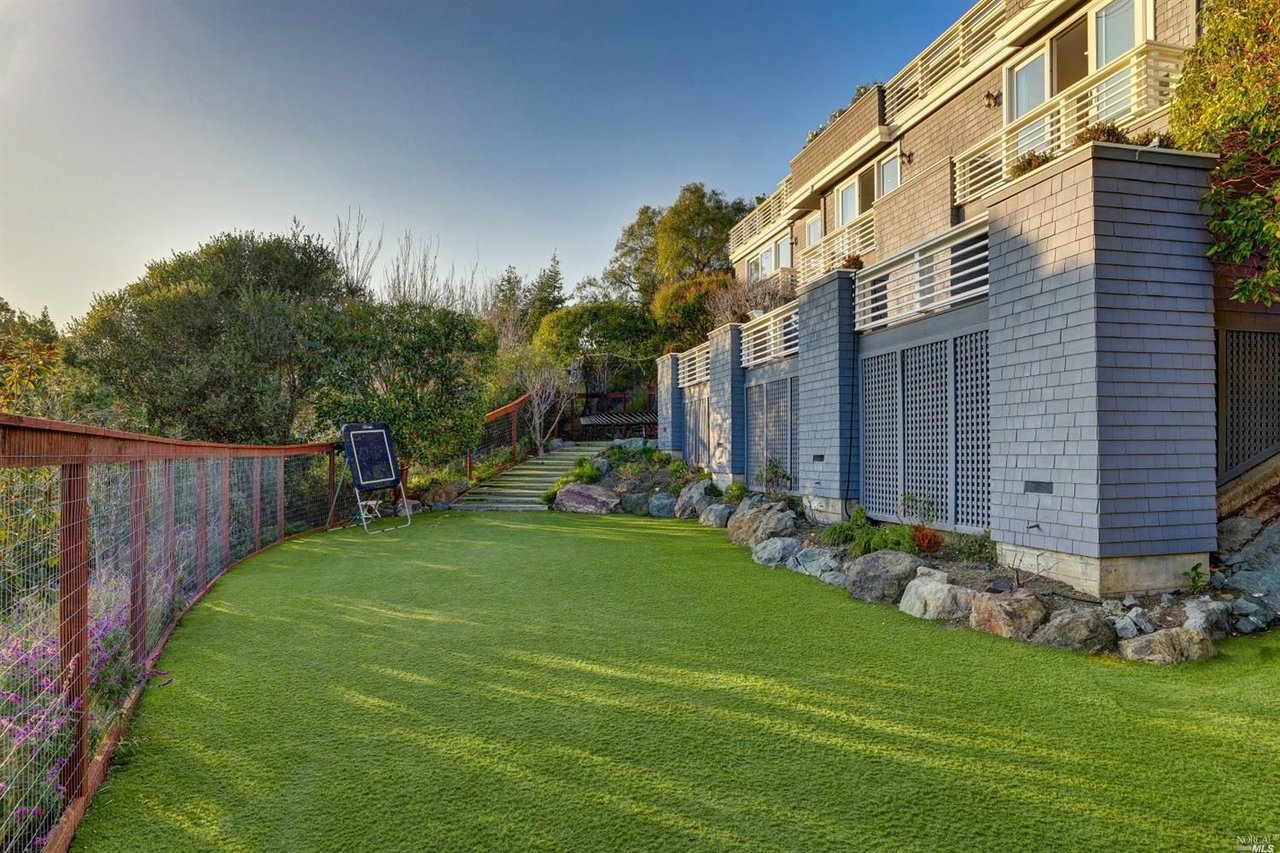 17 Turtle Rock Ct