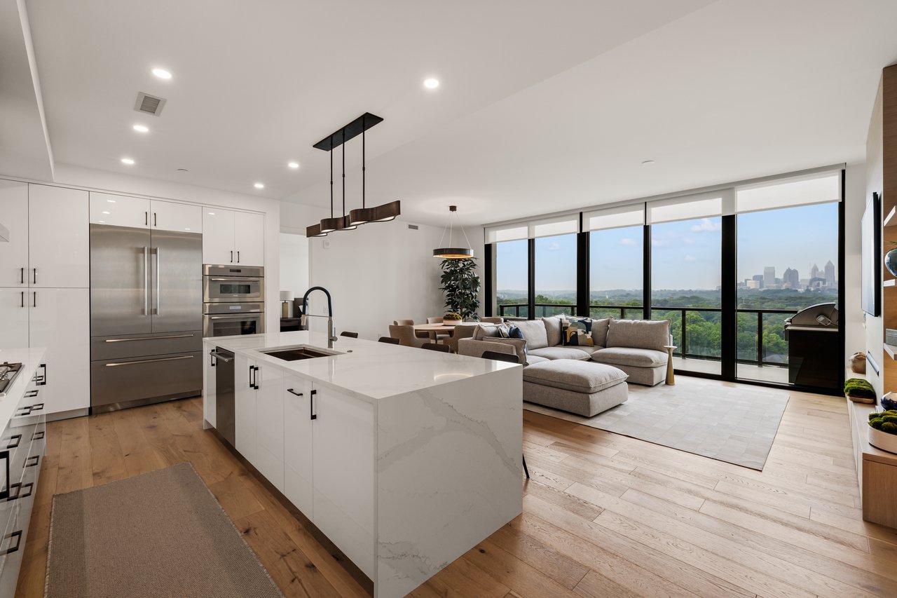 2425 Peachtree Road NE Unit 1406