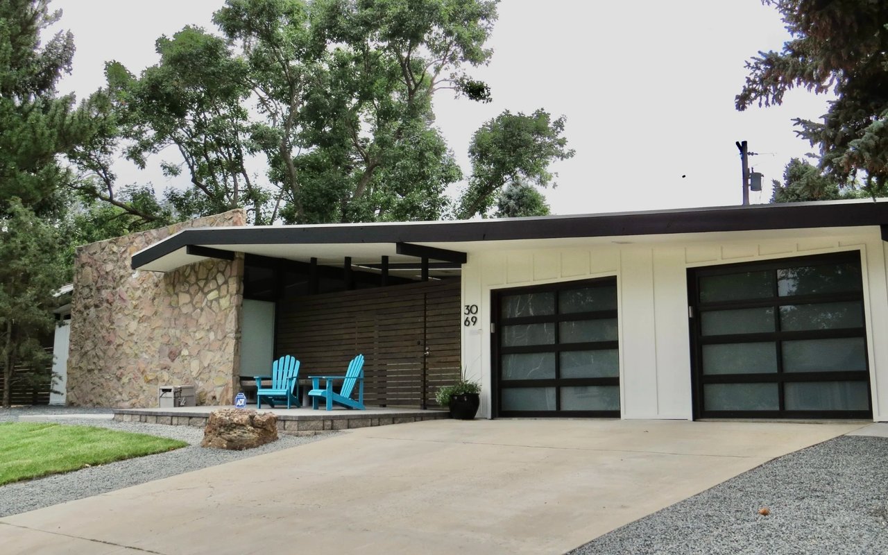 Mid-Century Design, Modern Amenities