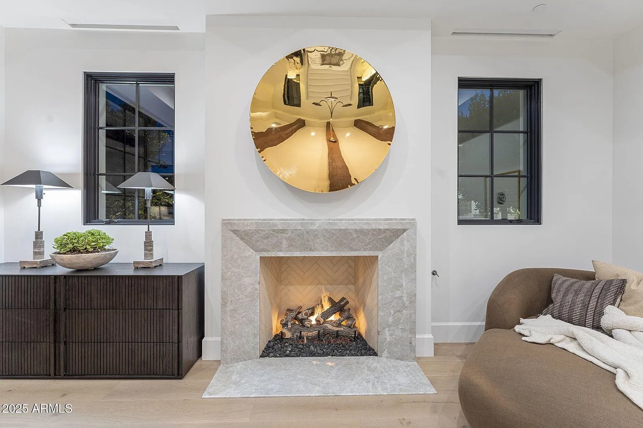 7501 N EUCALYPTUS Drive