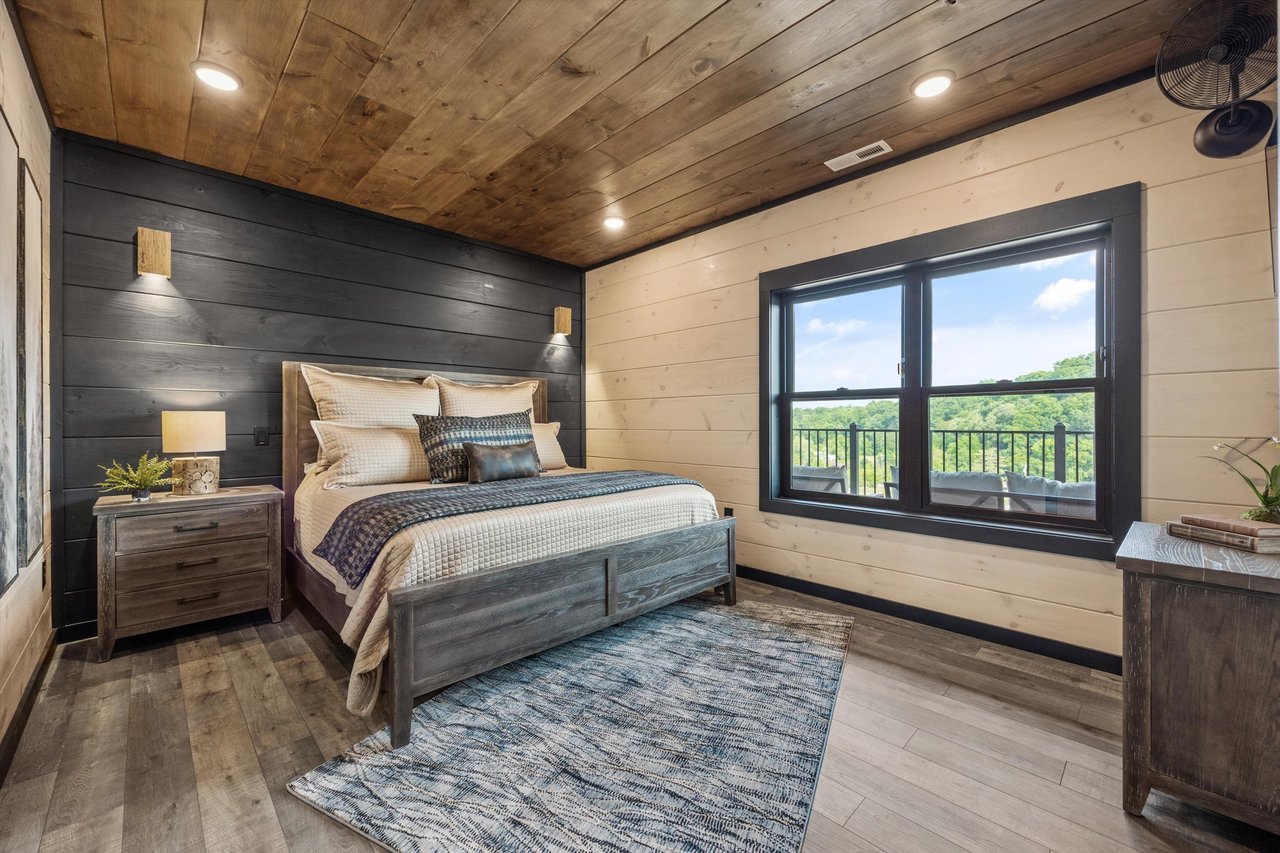 1362 Rambling Creek Way