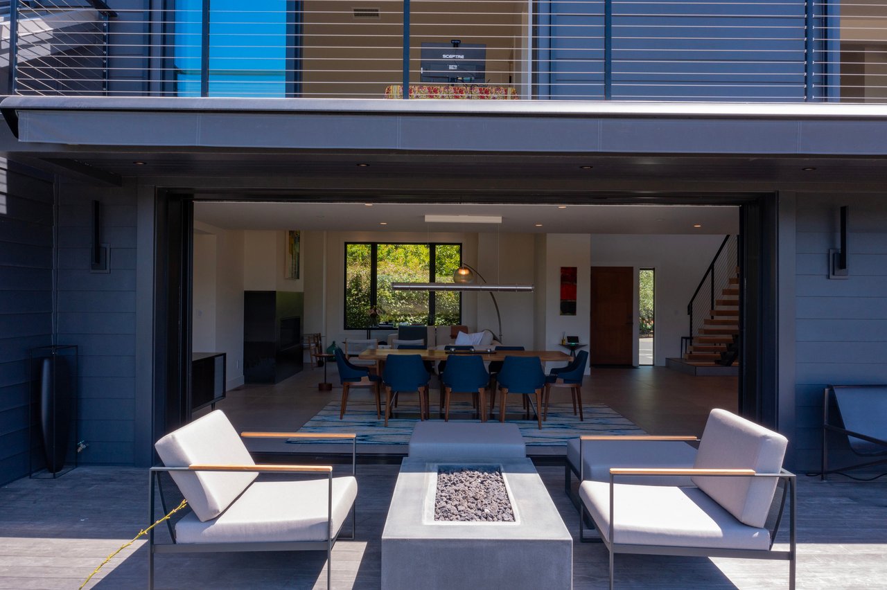 Contemporary Grove