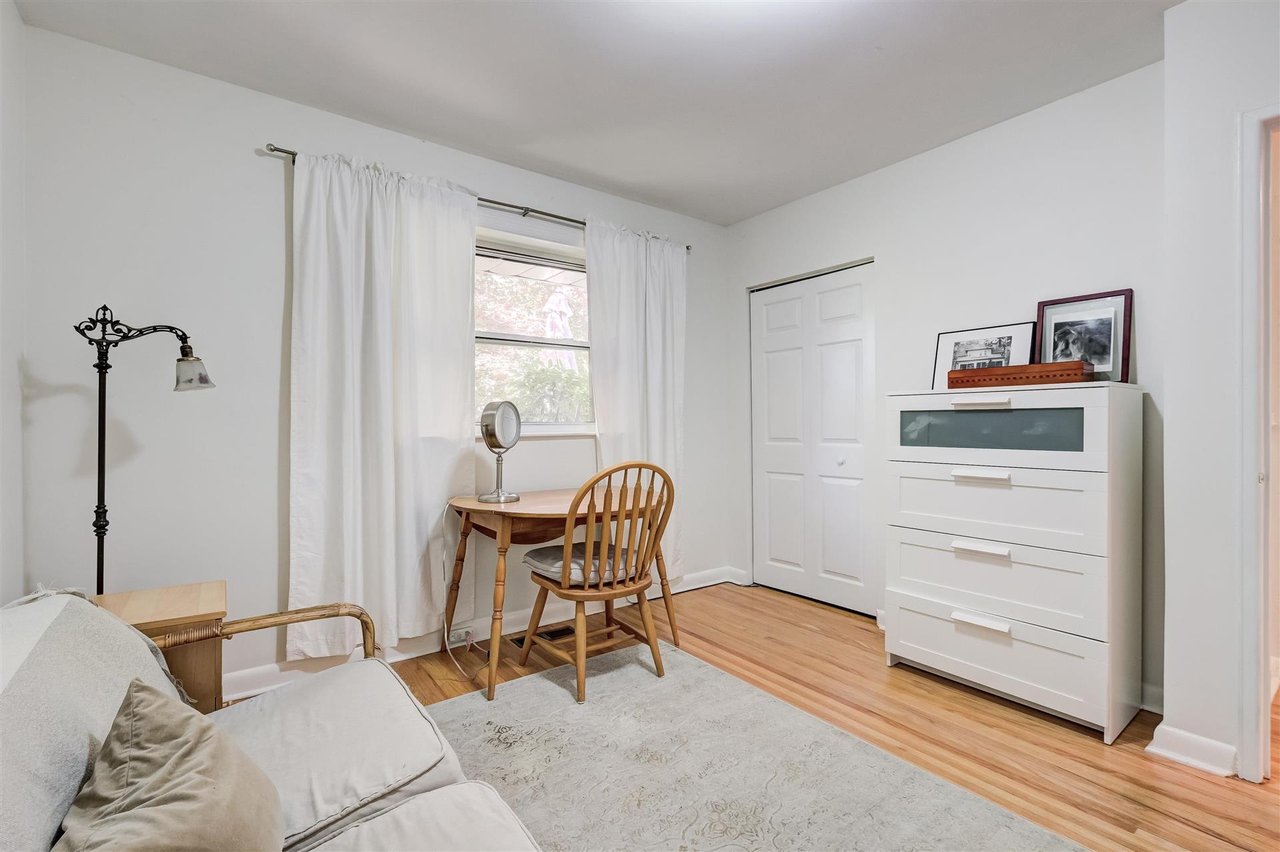 40 Nuffield Dr