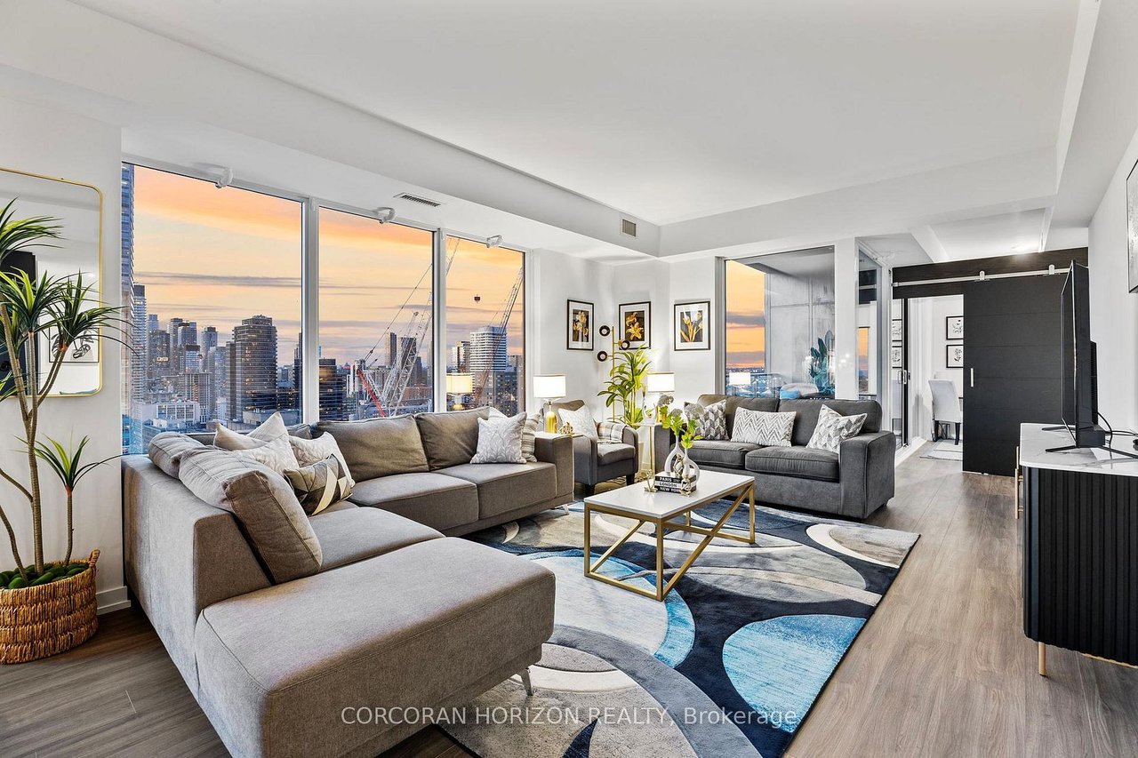 DOWNTOWN MODERN CHARM