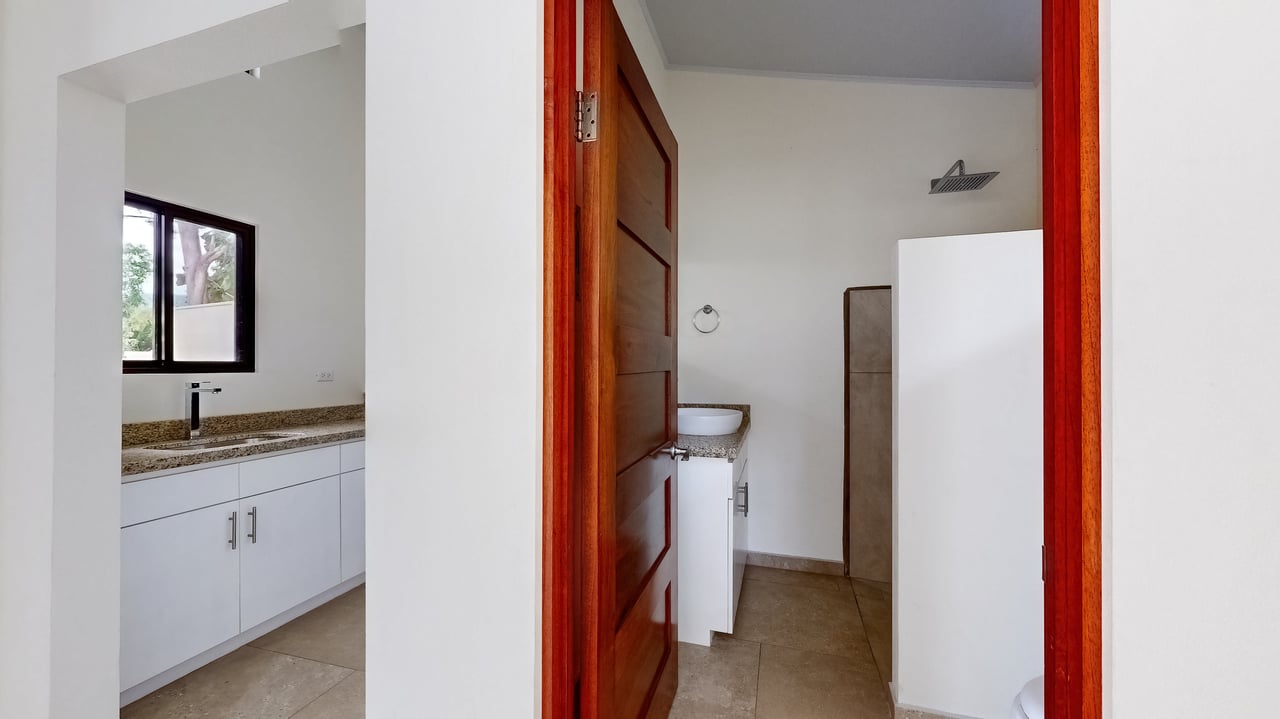 Modern 3-Bedroom Home Near Marino Ballena National Park – Central Uvita