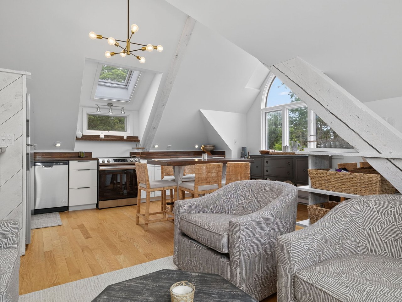 Waterfront Off Market Private Exclusive 