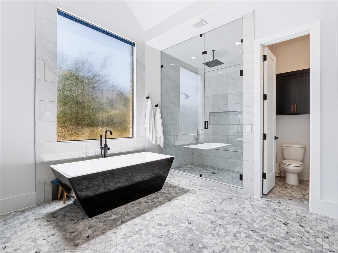 1300 Buckskin Trail