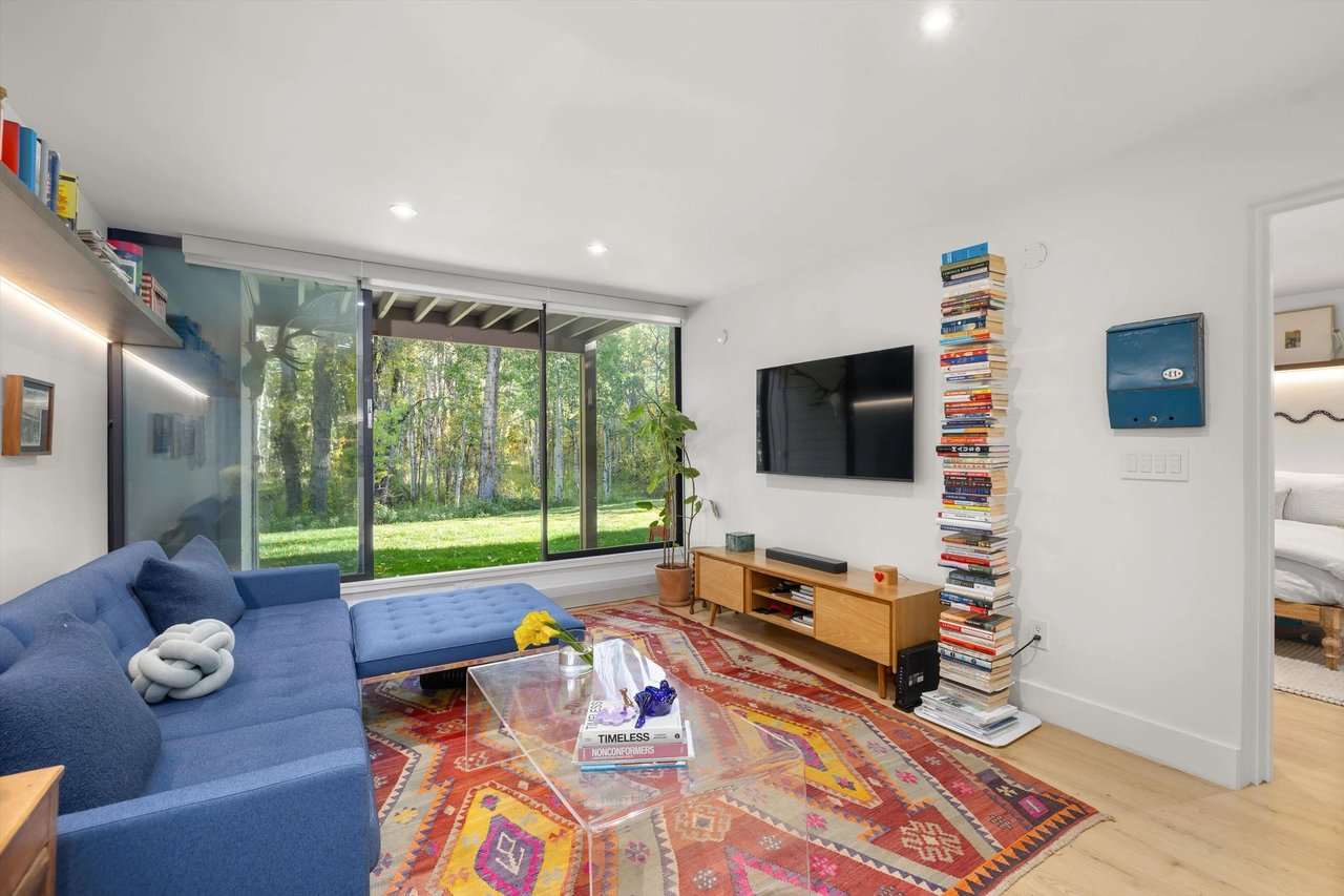 416 Vine Street, 416