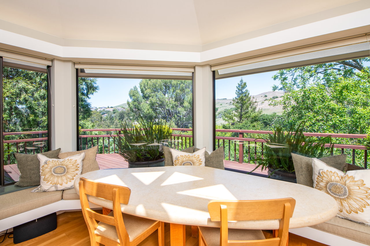 7 Burrell Ct