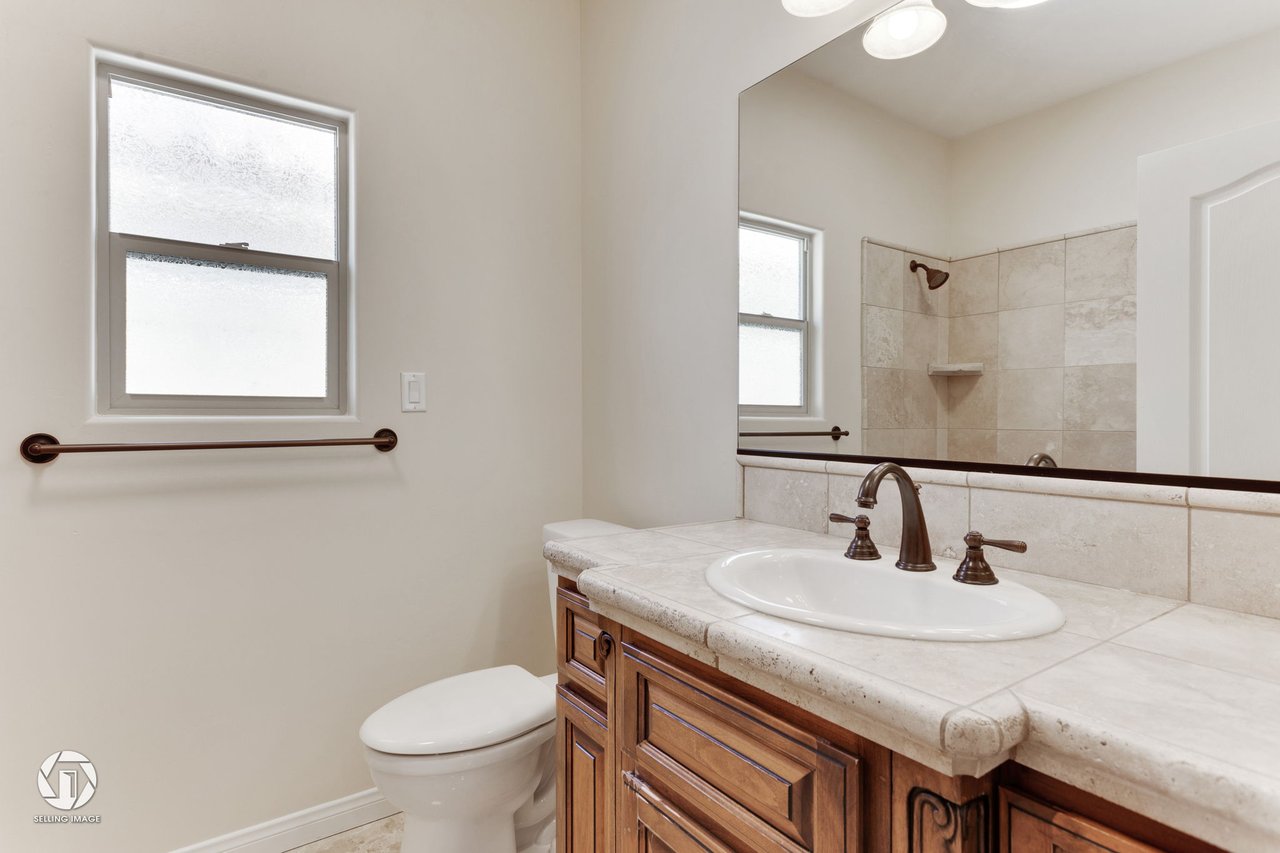 14201 Santa Fe Ct