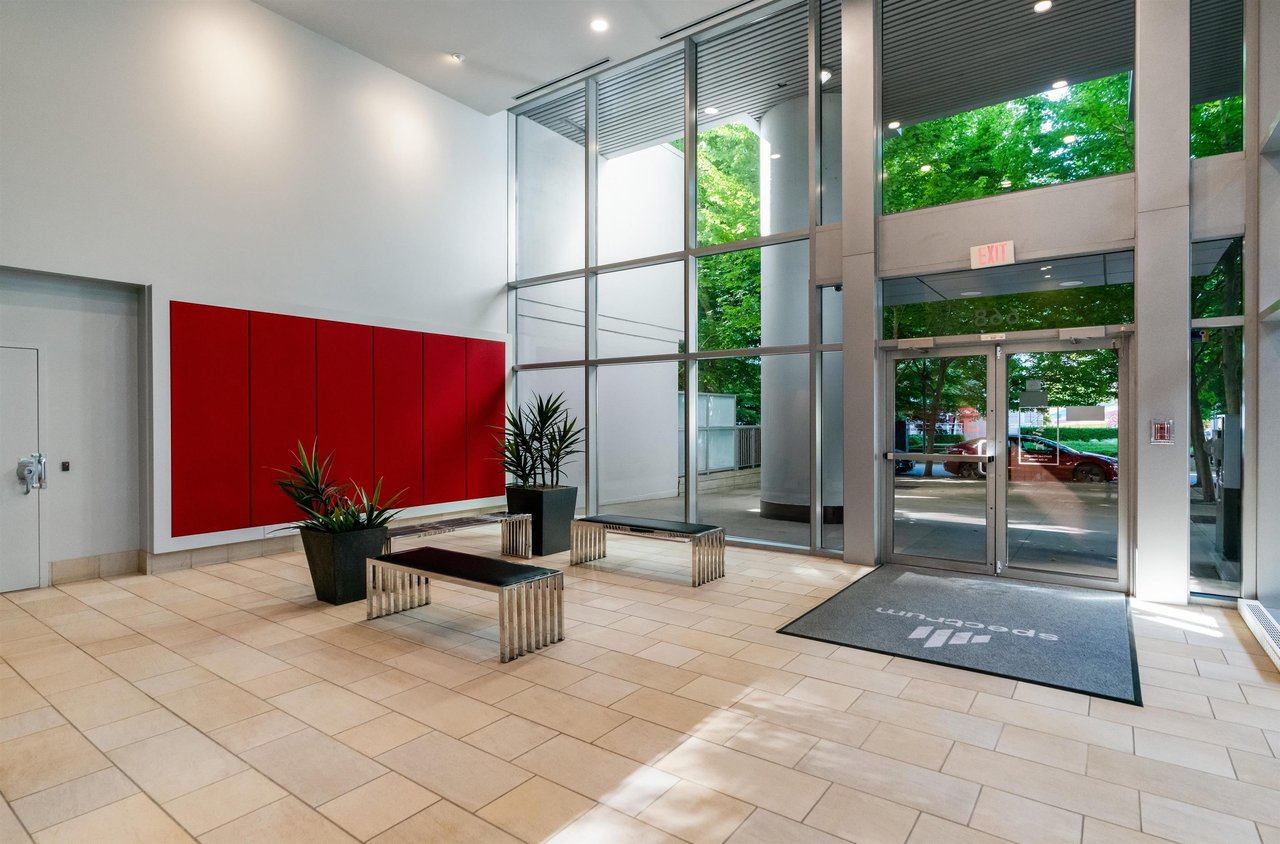 2210-668 Citadel Parade