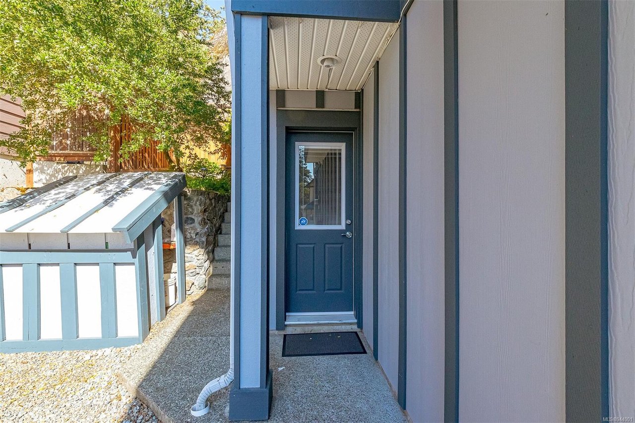 577 Kingsview Ridge