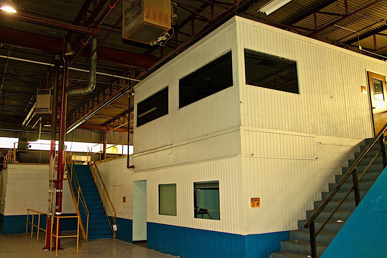 Mid-Valley Warehouse/Distribution Center