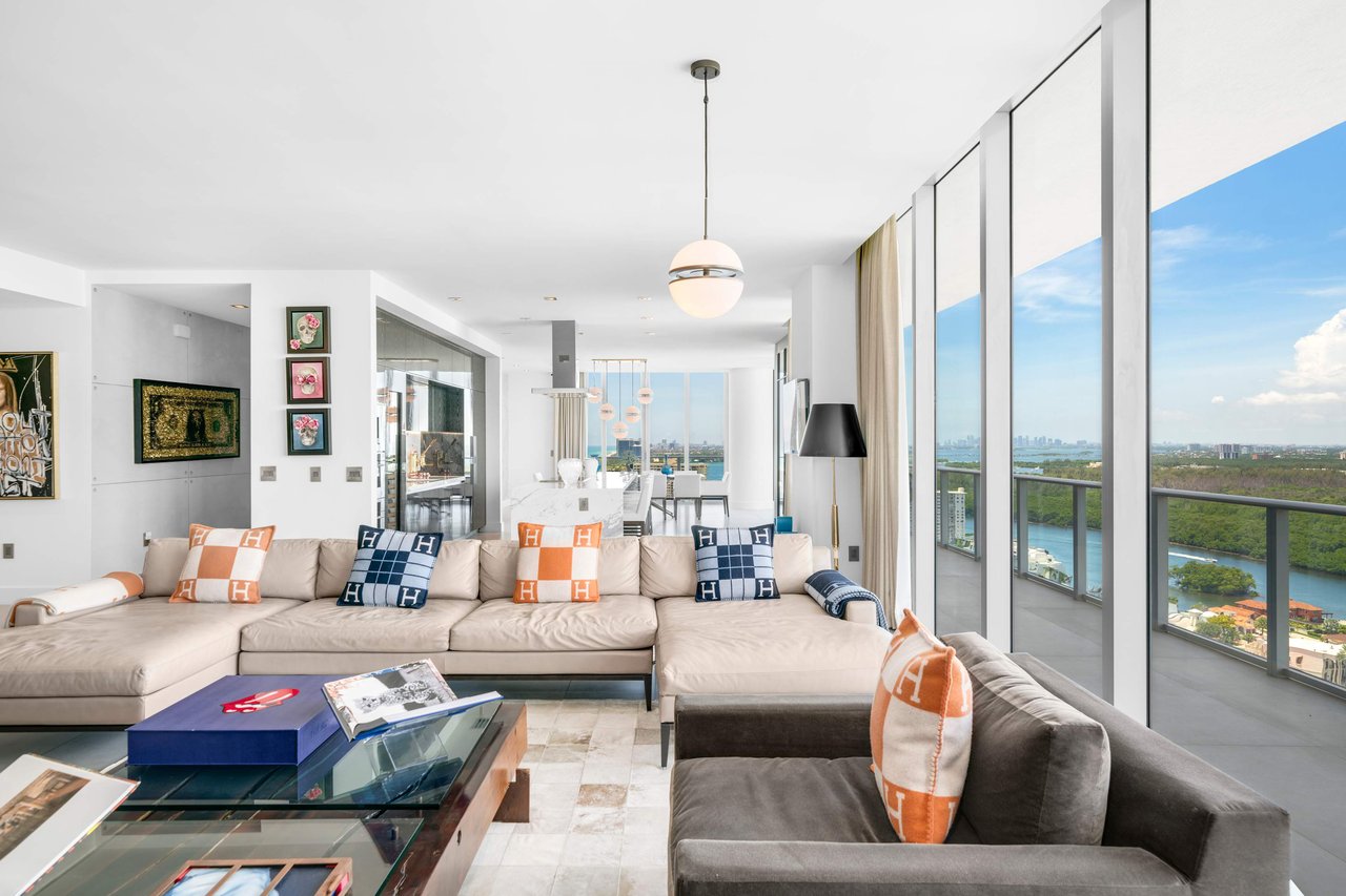 330 Sunny Isles Blvd, Unit 5TS01