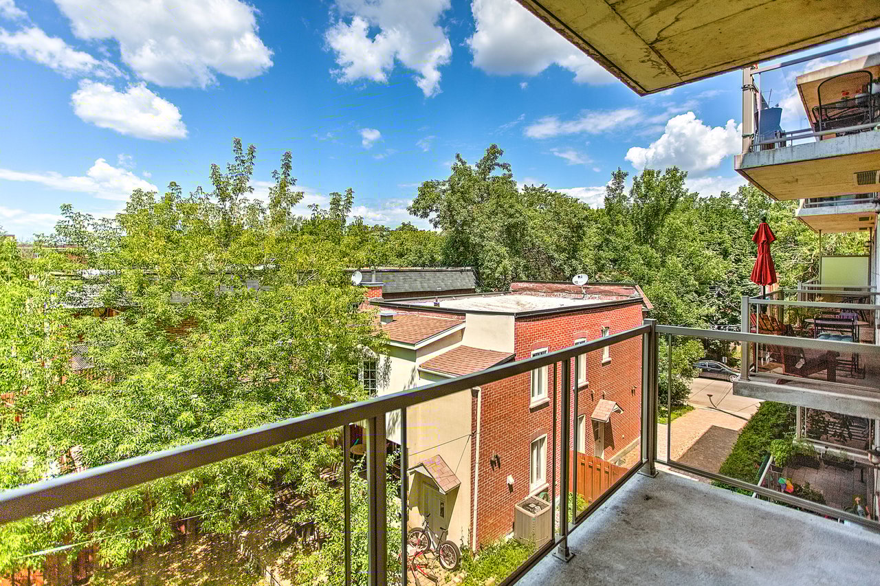 5865 Av. de Monkland, Apt. 302