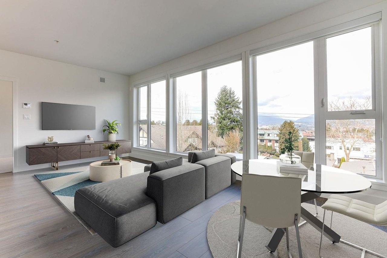 404-4477 Hastings St