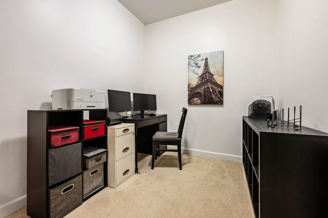 154-8328 207a St