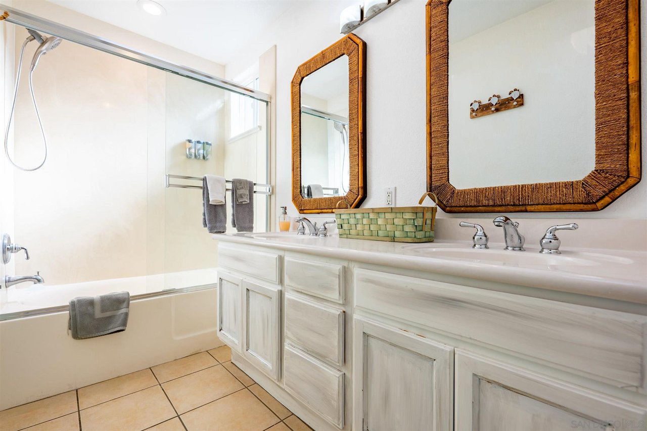 1736 Grand Ave - Unit #/Space # A