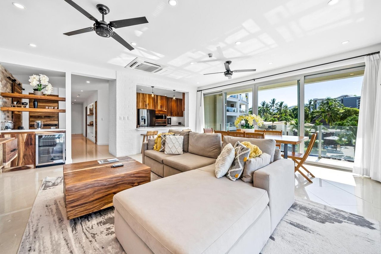 Remodeled Beachfront Condo, Jaco, Puntarenas