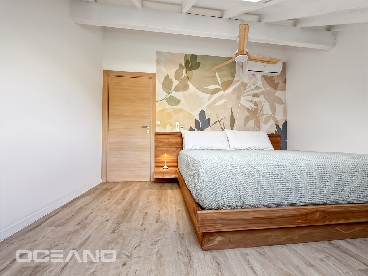 STUNNING 2-BEDROOM DUPLEX WITH ST. BARTHS VIEW – HAUTS DE LA BAIE