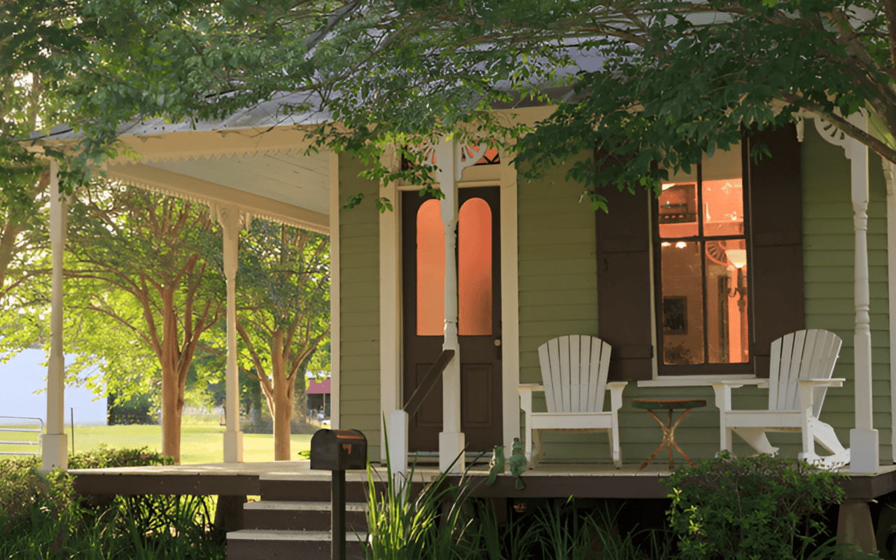 Selling Smart: Why a Real Estate Agent Makes All the Difference