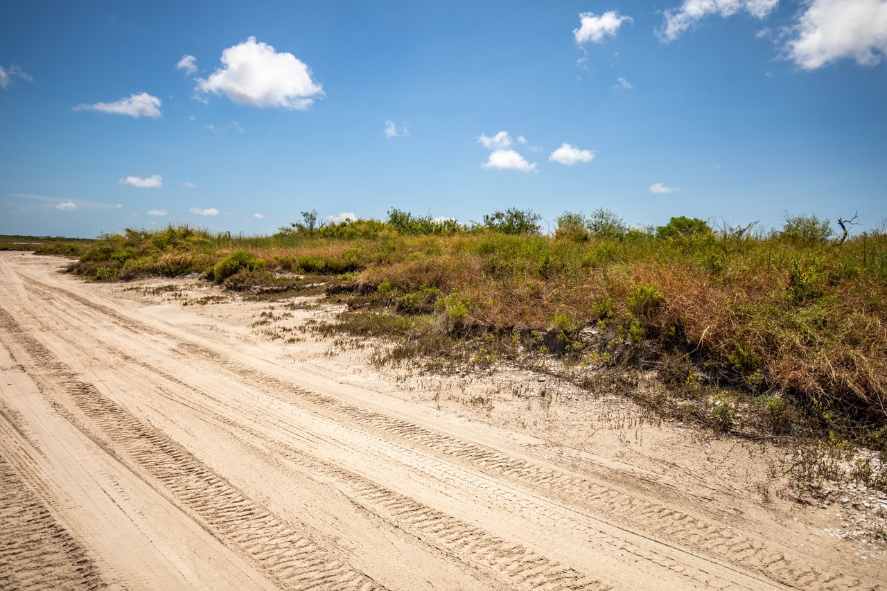 Cape Velero Drive 60 | Development Opportunity | 60± Acres | Rockport, TX