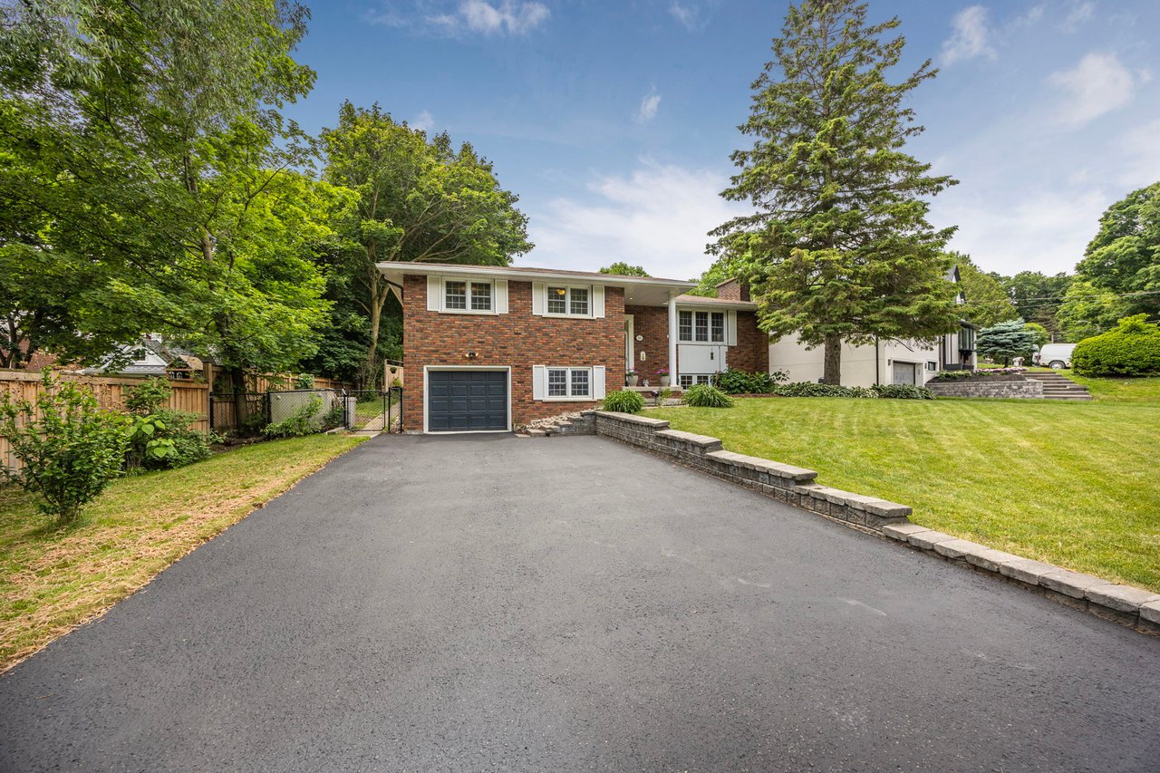 210 Richard Avenue, Newmarket
