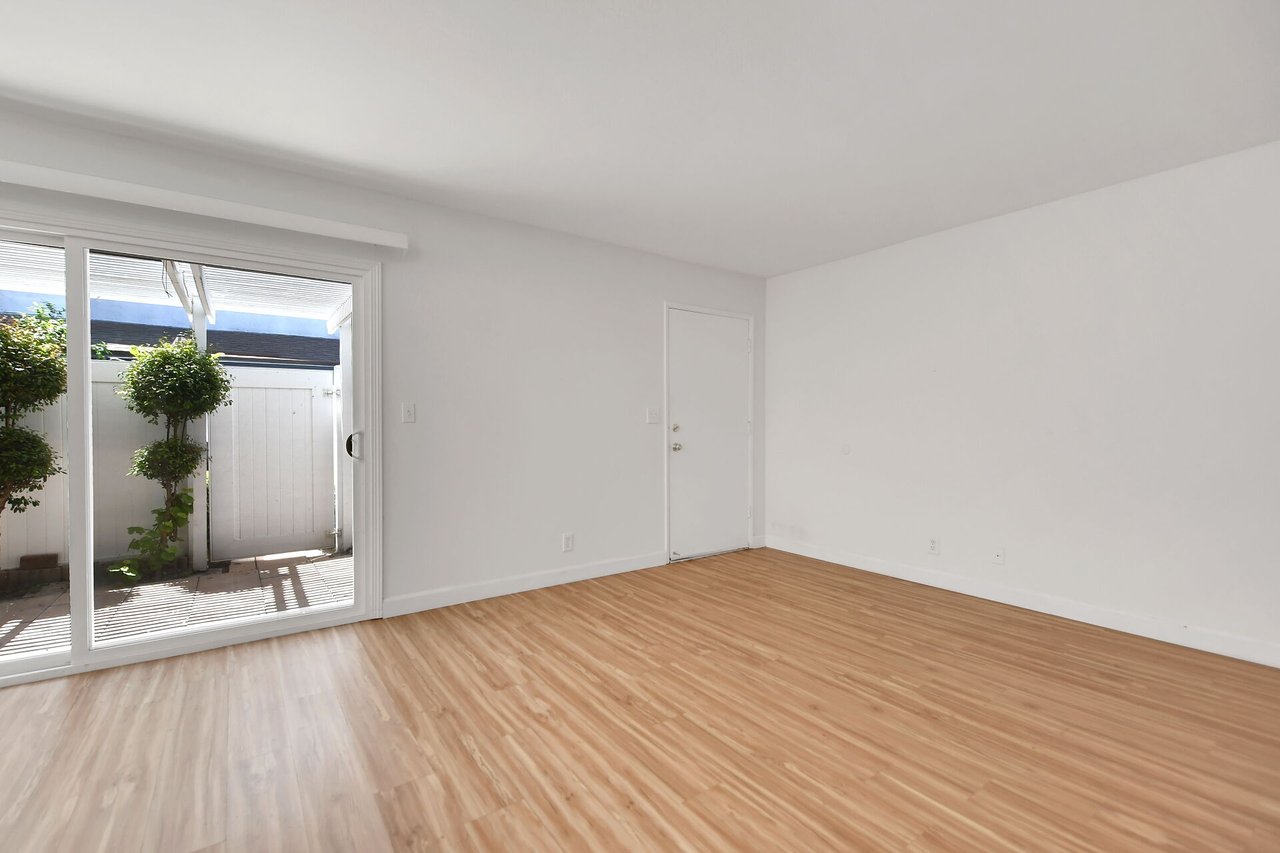 1460 Forest Glen 4