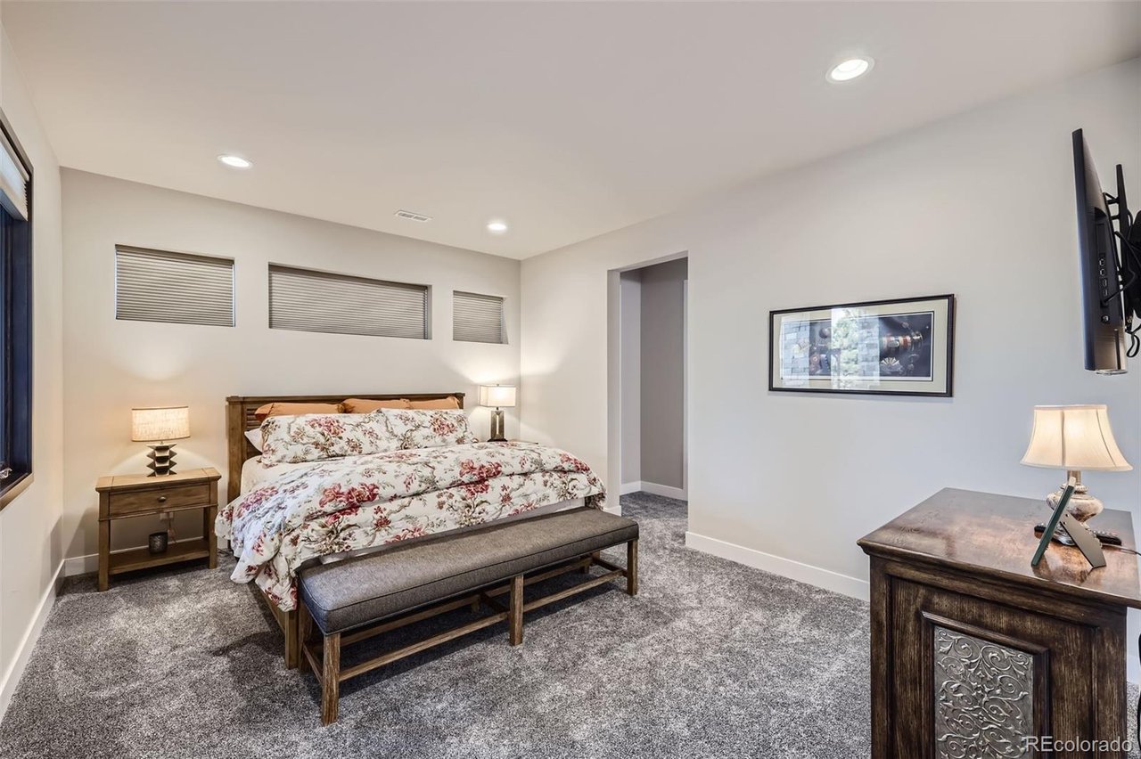 11364  Birolli Place in Ravenna County Club