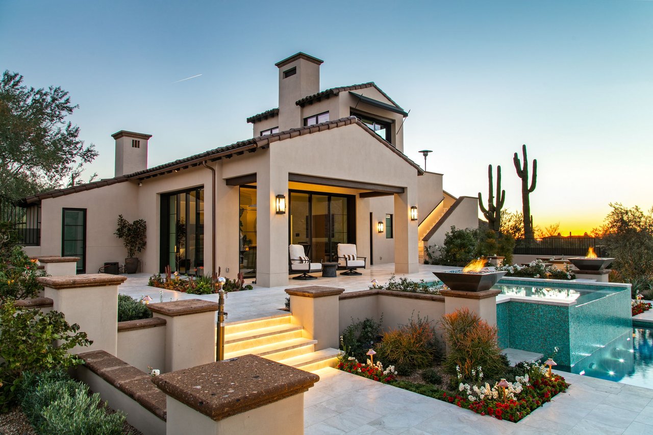 10927 E Windgate Pass Drive, 1519