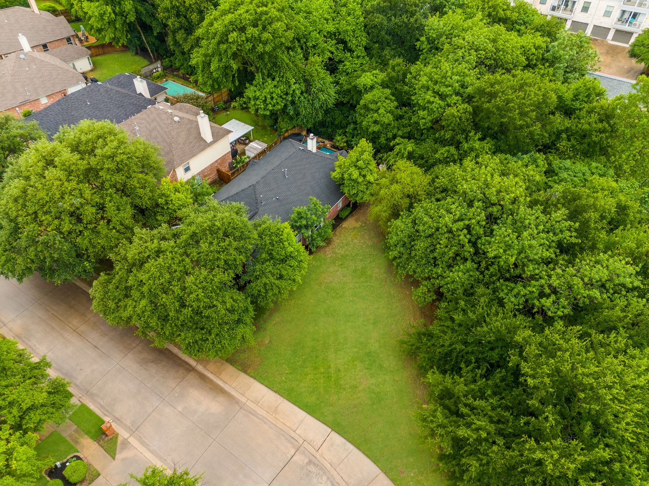 5604 Turtle Way
