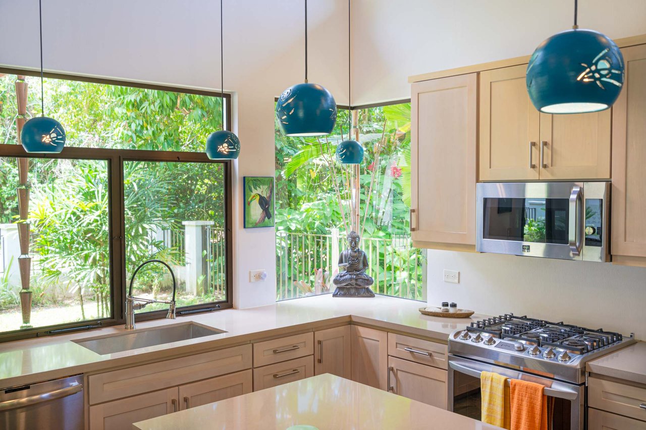 Luxury 3-Bedroom Waterfall-View Home