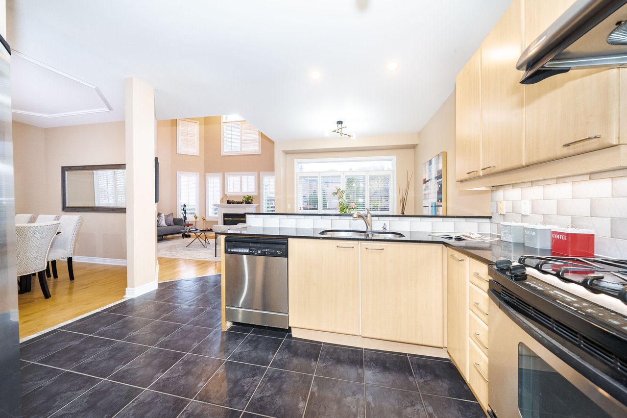 148 Devonsleigh Boulevard