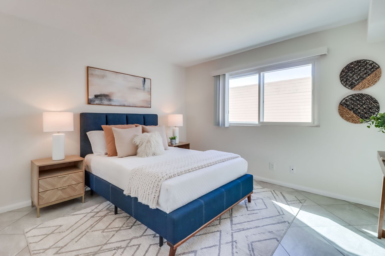 2244 2nd Ave Unit 25